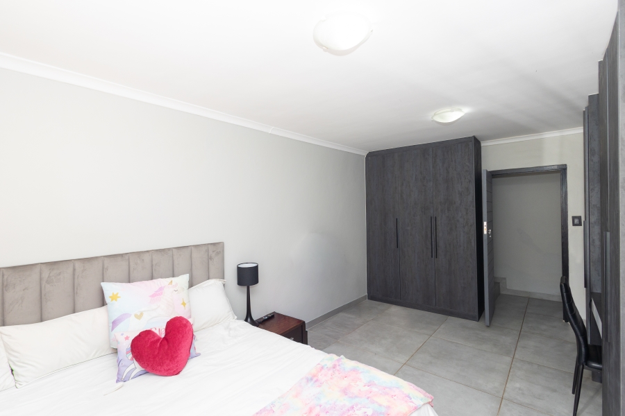 4 Bedroom Property for Sale in Ridgeworth Western Cape